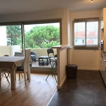 Apartment Sainte Madeleine 154: Vacances Tout Confort Avec Terrasse A Proximite De Tout
